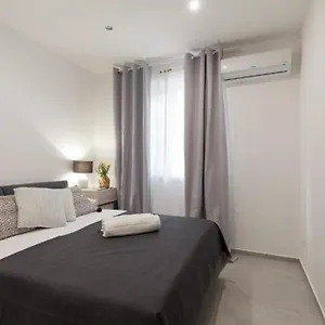 House Lady , Terrasini Italia