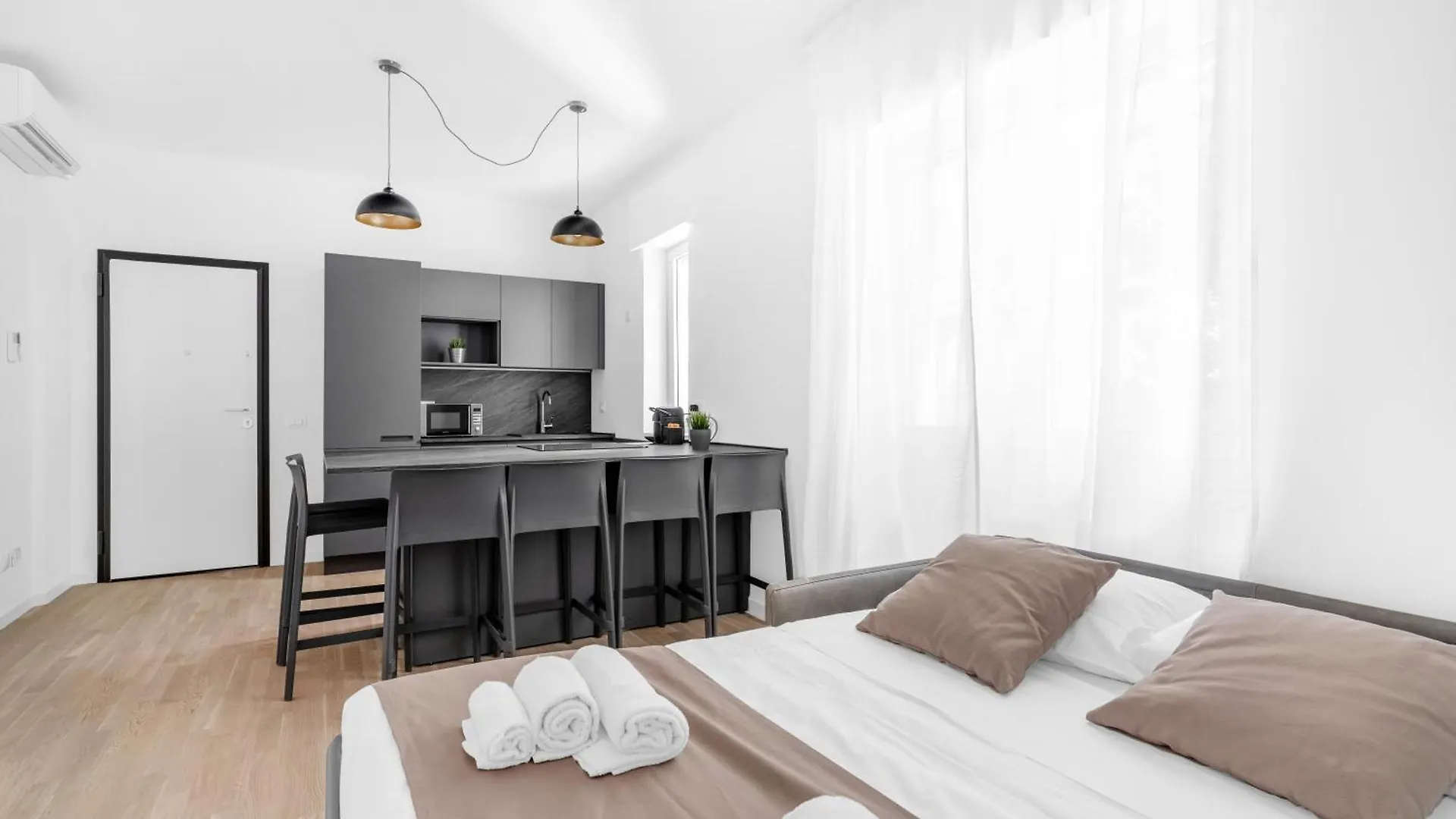 Mi Casa - Appartamento In Ponte Nuovo Milano Italia