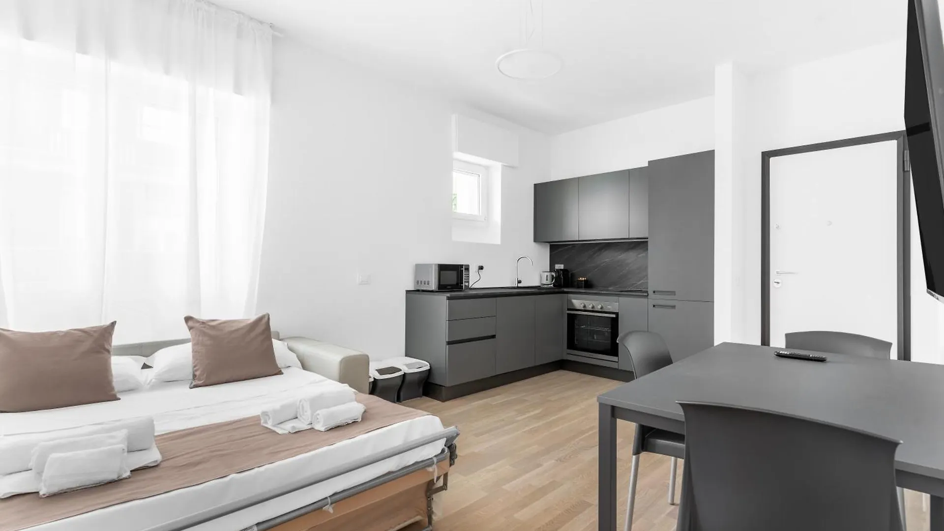 Mi Casa - Appartamento In Ponte Nuovo Milano 0*,  Italia