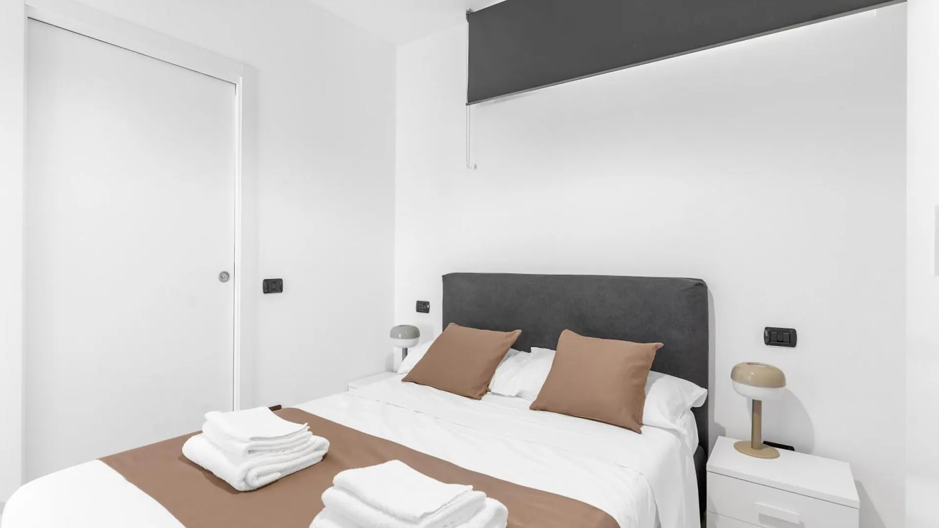 Mi Casa - Appartamento In Ponte Nuovo Milano 0*,  Italia